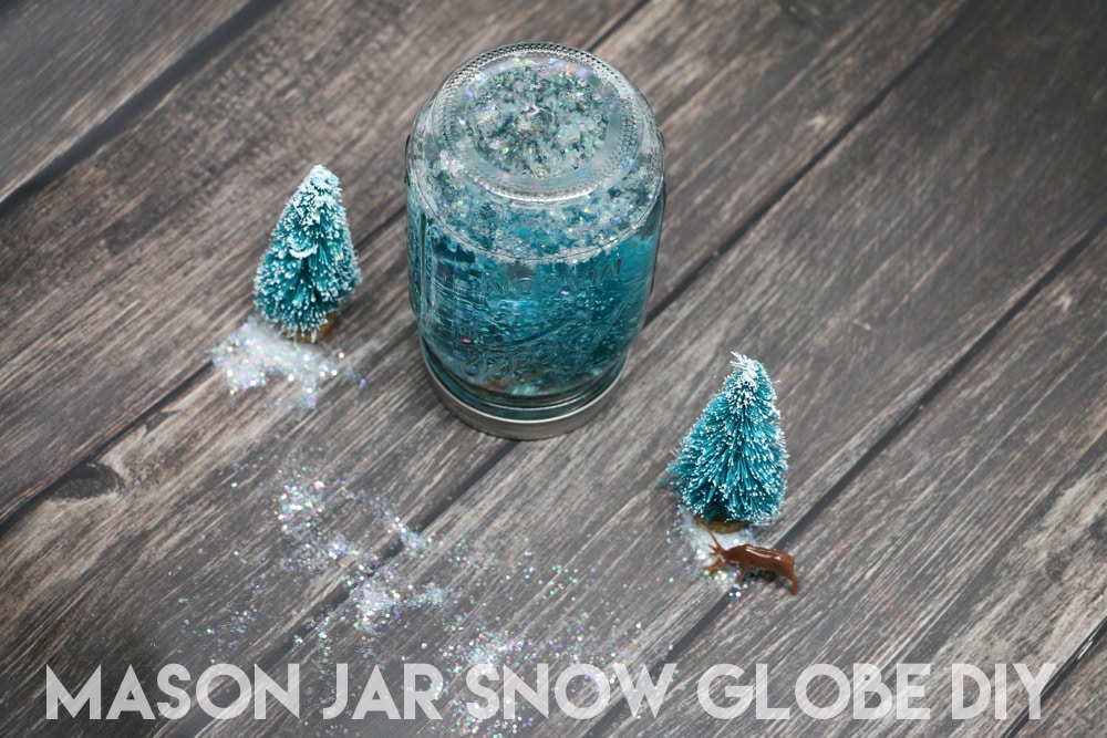 Mason Jar Snow Globe Tutorial