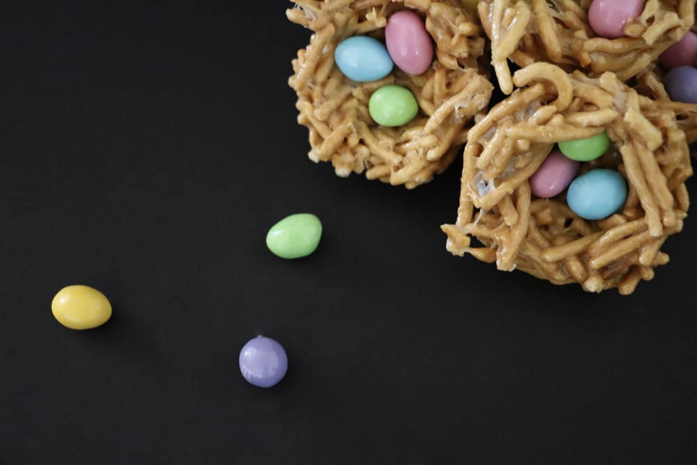 Easy Marshmallow Bird Nest Dessert