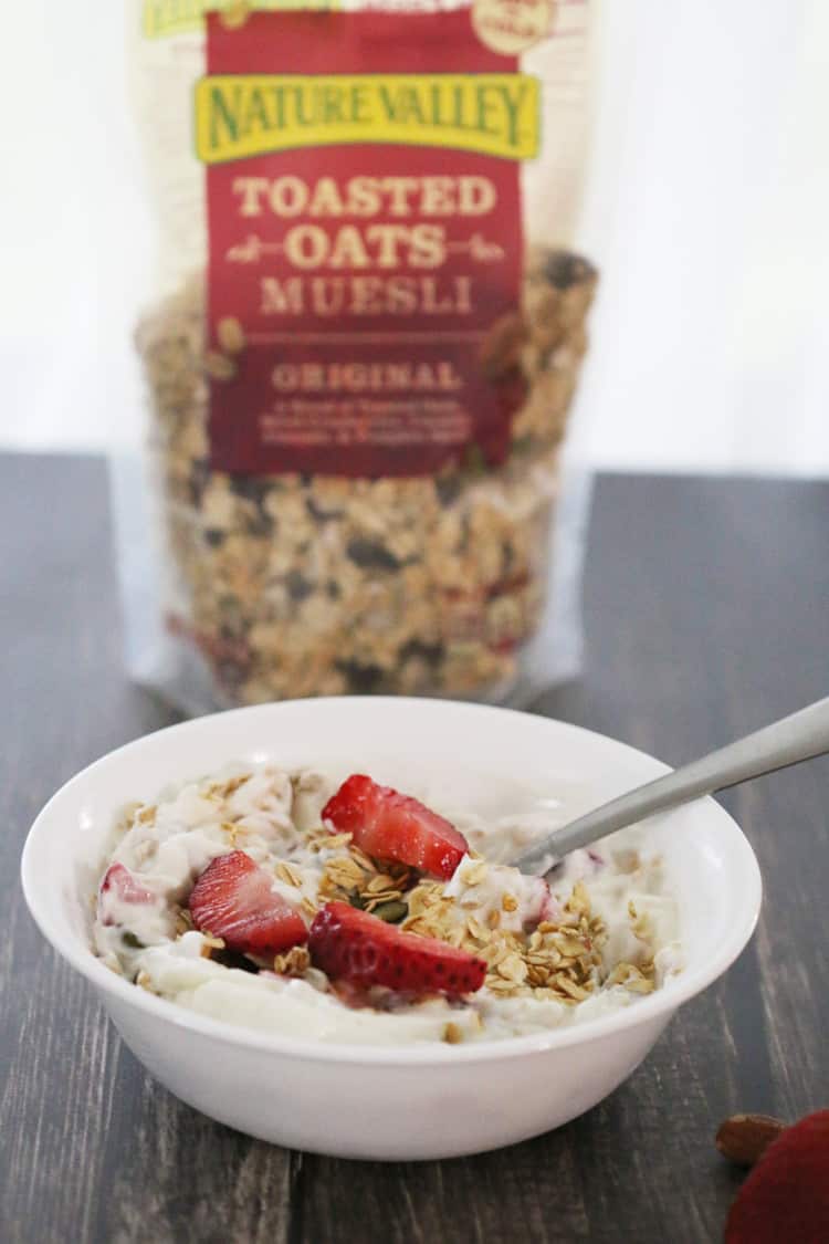 Nature-Valley-Original-Muesli-with-Strawberries