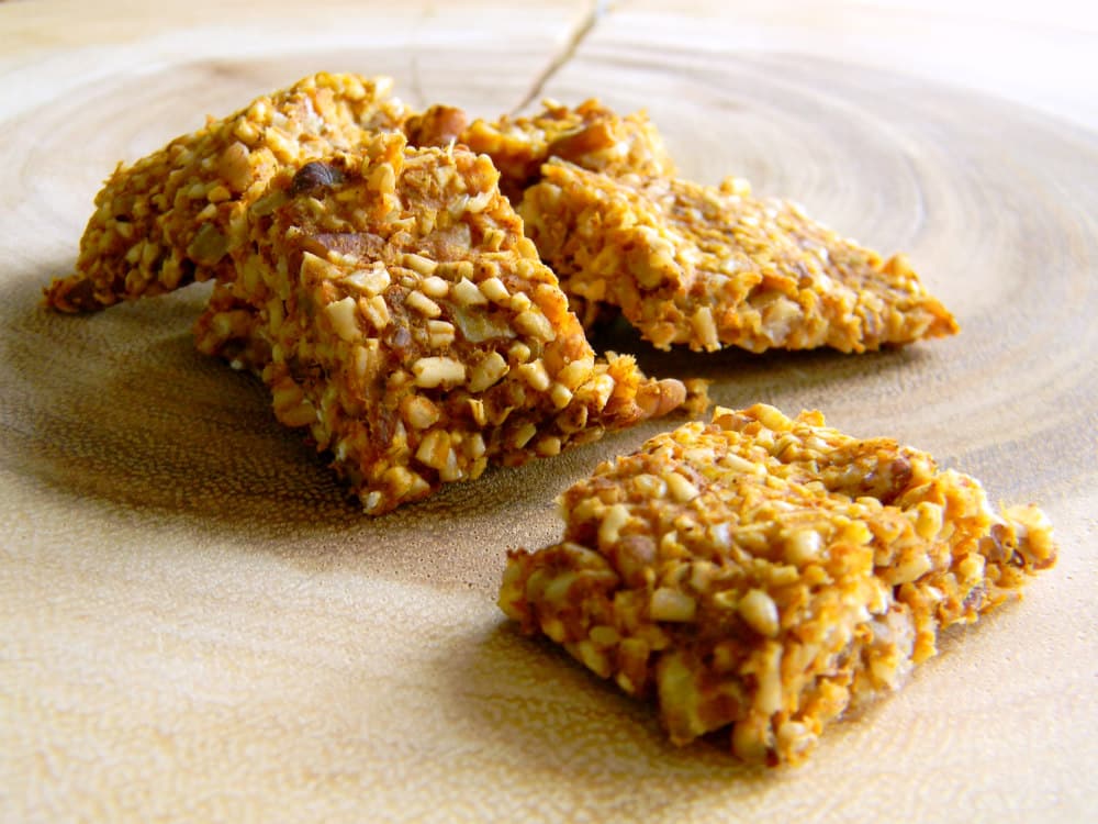 These pumpkin pecan energy bites are the perfect way to enjoy the tastes of the season in a healthier way! Great for an energy boost during the day, too!