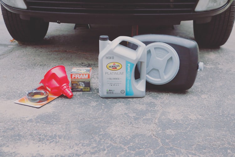 How-to-Prepare-Your-Vehicle-for-a-Road-Trip-Oil-Change-Supplies