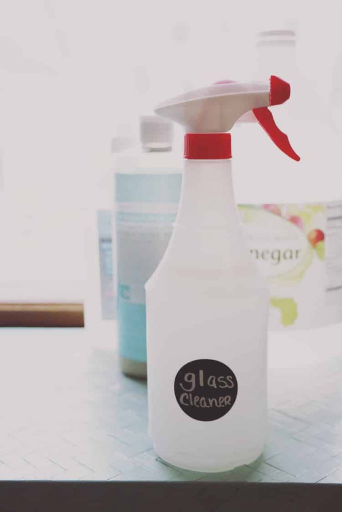 Need an inexpensive, eco-friendly option for cleaning your windows? Make this simple DIY glass cleaner with just a few common household ingredients!