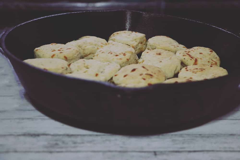 This garlic cheese biscuit recipe is made from scratch and SO easy to make! In about 30 minutes, you can whip up these restaurant style biscuits!