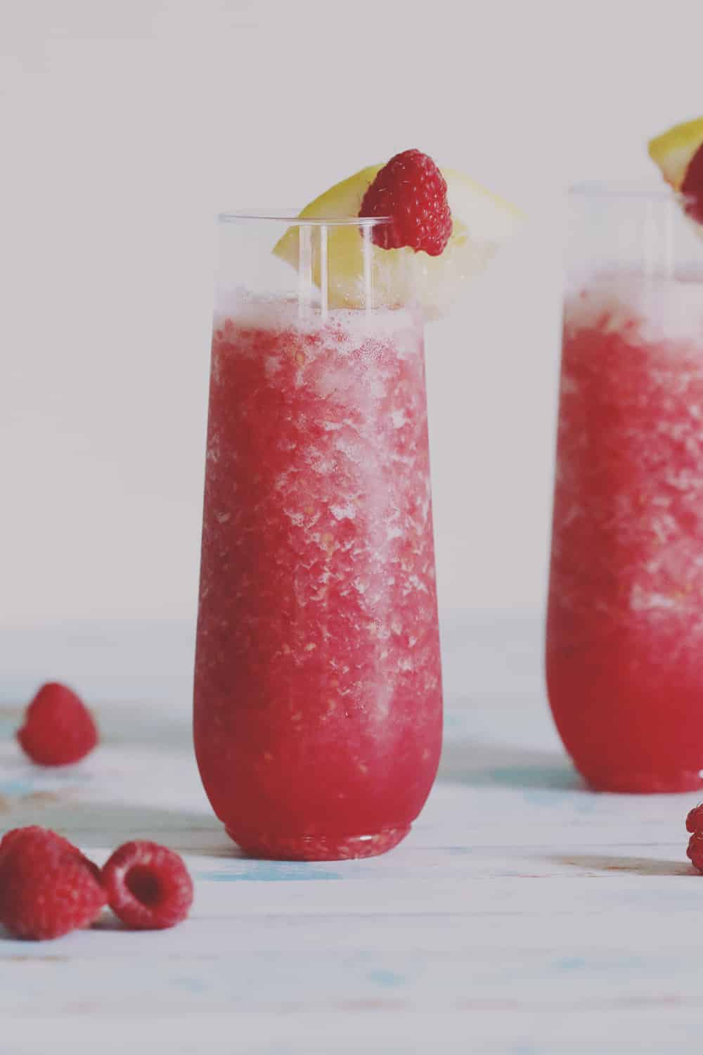 This sparkling raspberry lemon mocktail is a must make drink for Summer! It's refreshing and sweet - perfect for those nights spent enjoying the backyard!