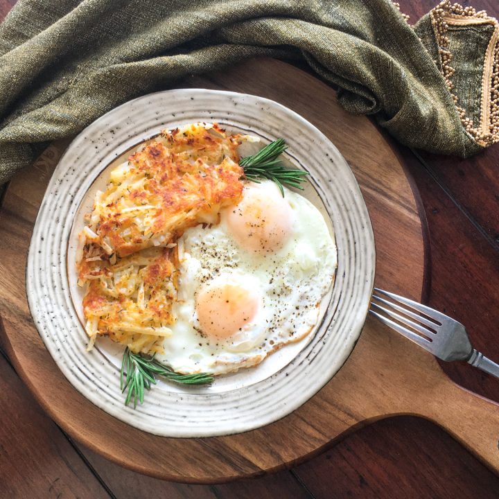 Crispy Cast Iron Skillet Hash Browns with Cheese Bird's Eye Meeple