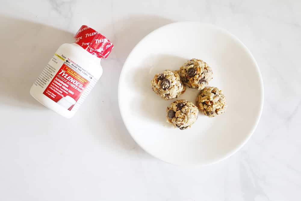 Need the perfect small snack to maintain your energy while you're on your adventures? You HAVE to try these No Bake Trail Mix Energy Bites!