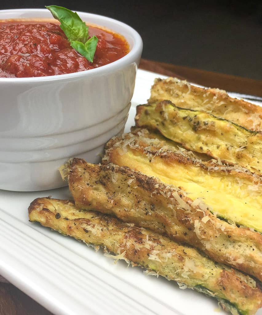 Crispy Baked Zucchini Fries with Marinara Sauce Bird's Eye Meeple